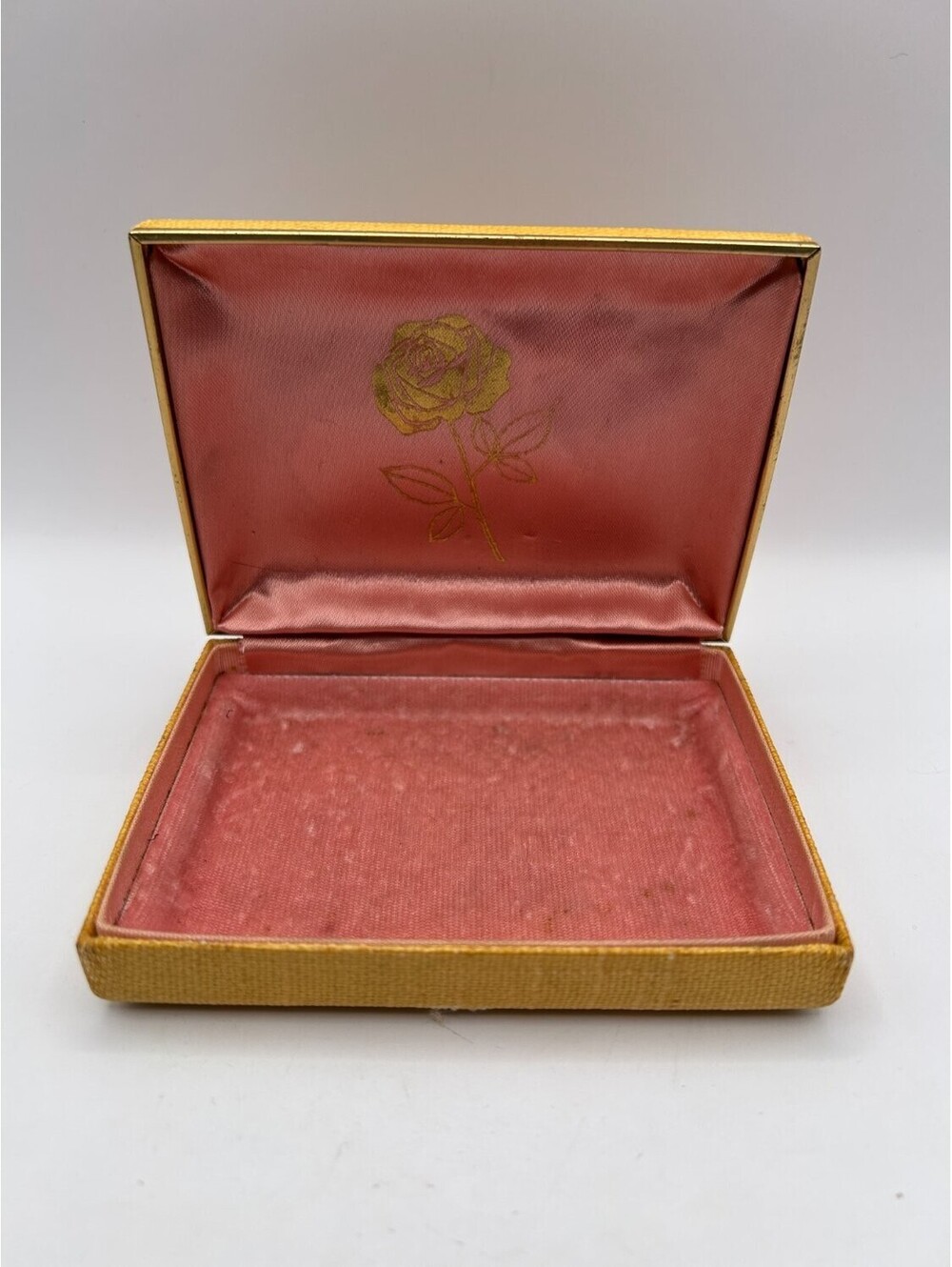 vintage clamshell jewelry presentation box rose Yellow Pink mid-century velvet